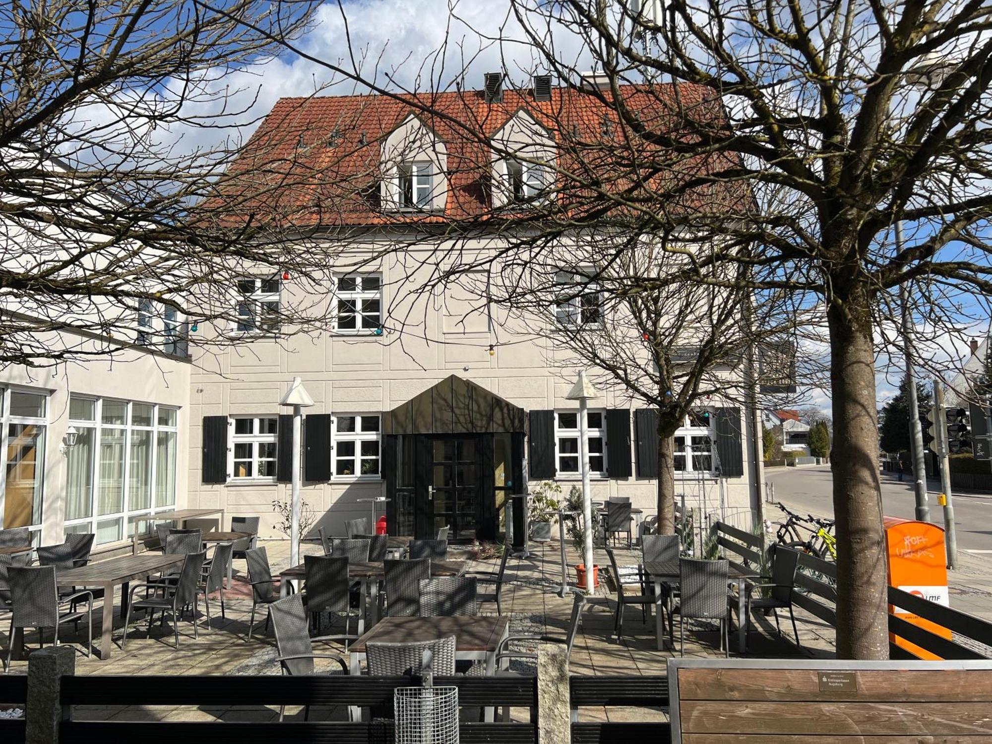 Отель Upper-House Goldener Hirsch Aystetten Экстерьер фото
